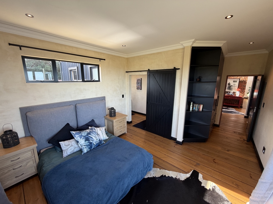 4 Bedroom Property for Sale in Hansmoeskraal A H Western Cape